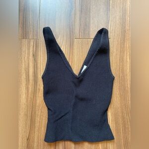 Aritzia Babaton Sculpt Knit V Tank - 2XS